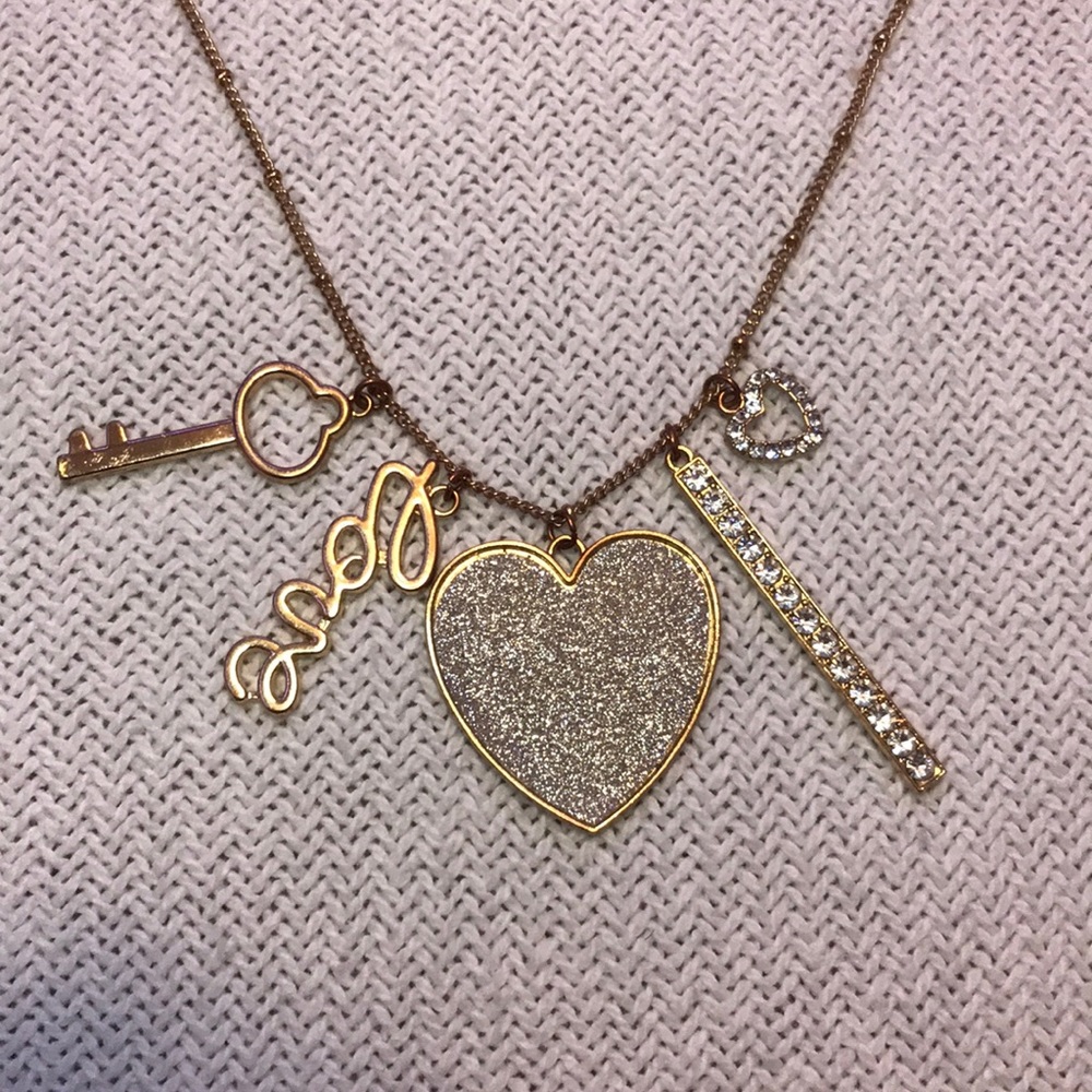 Gold Heart Necklace!